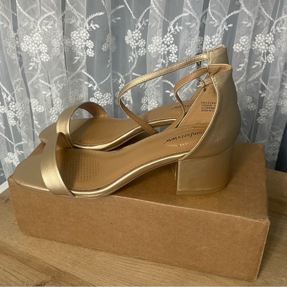 Comfortview gold heels - Picture 4 of 6
